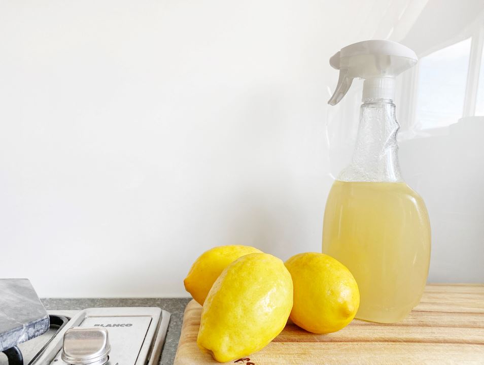 lemon cleaner barbecue